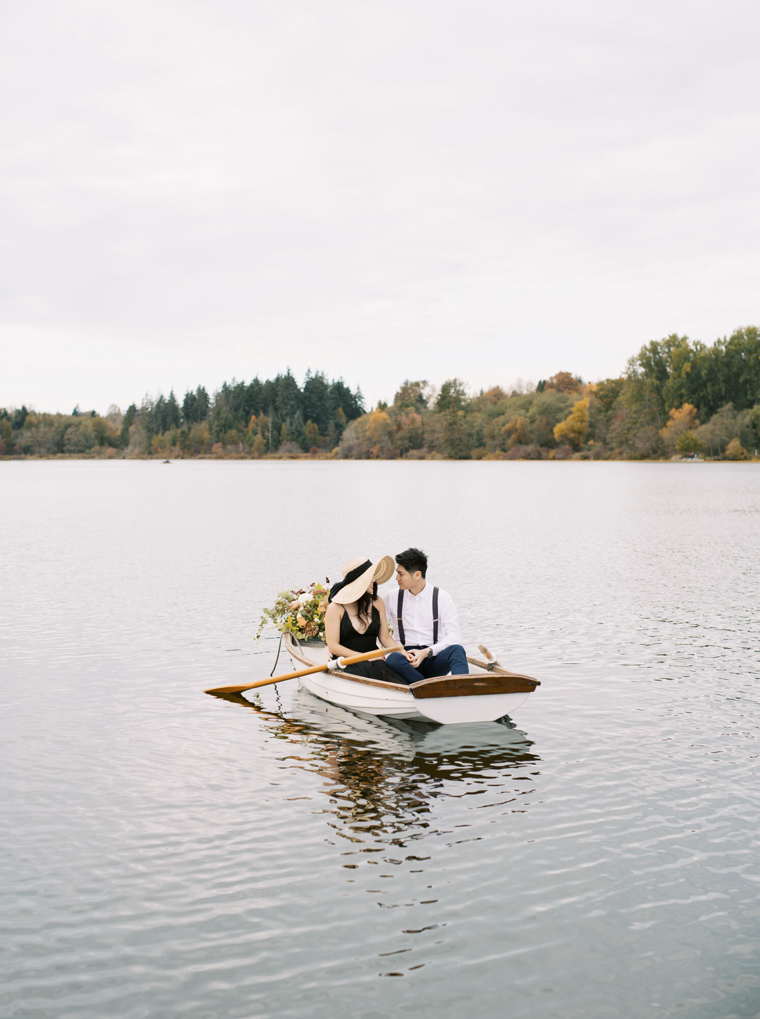 DeerLake+Boat+Engagement+Saminphotography+12.jpg